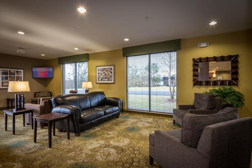 Best Western Dothan Inn & Suites Экстерьер фото