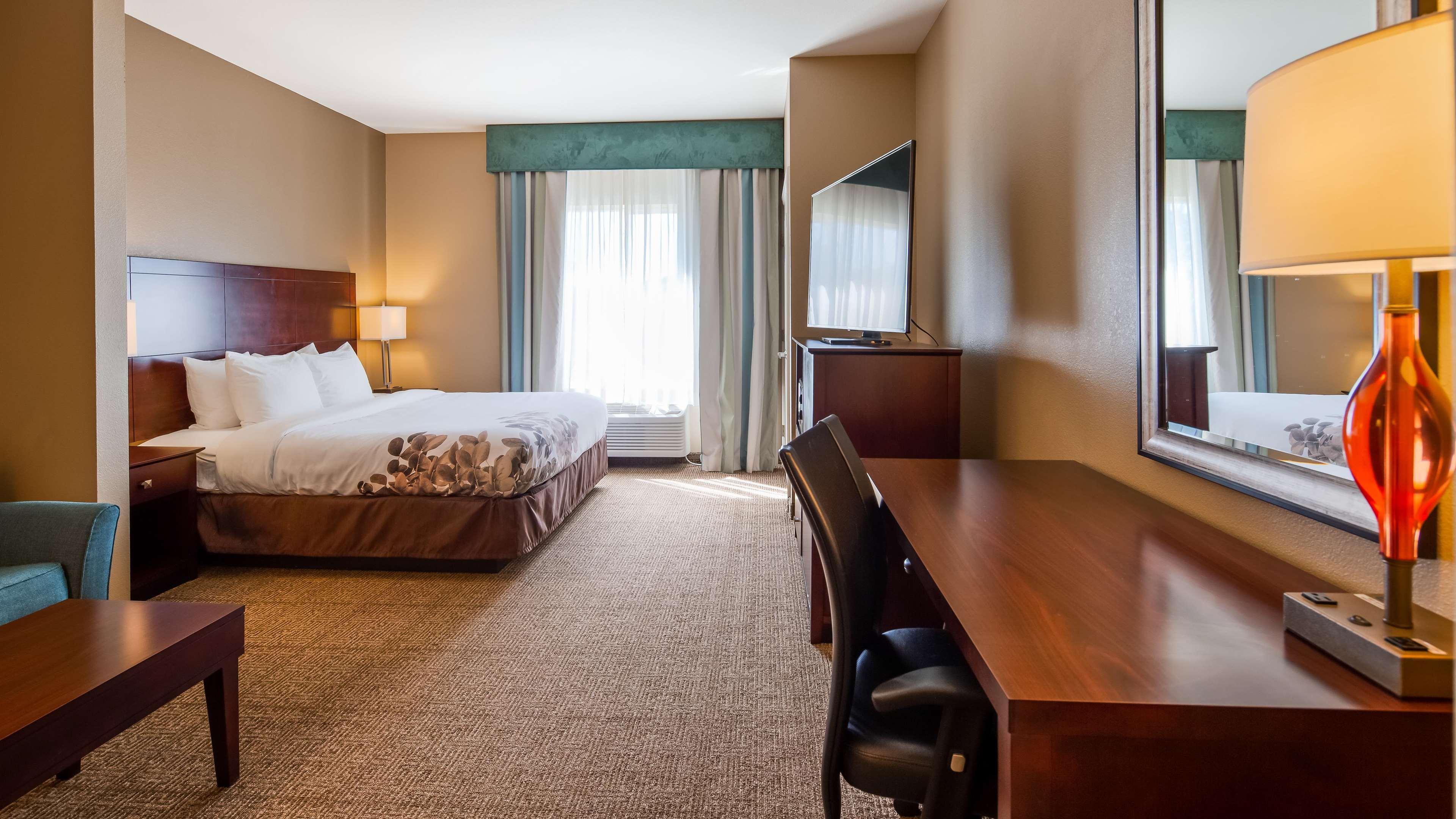 Best Western Dothan Inn & Suites Экстерьер фото