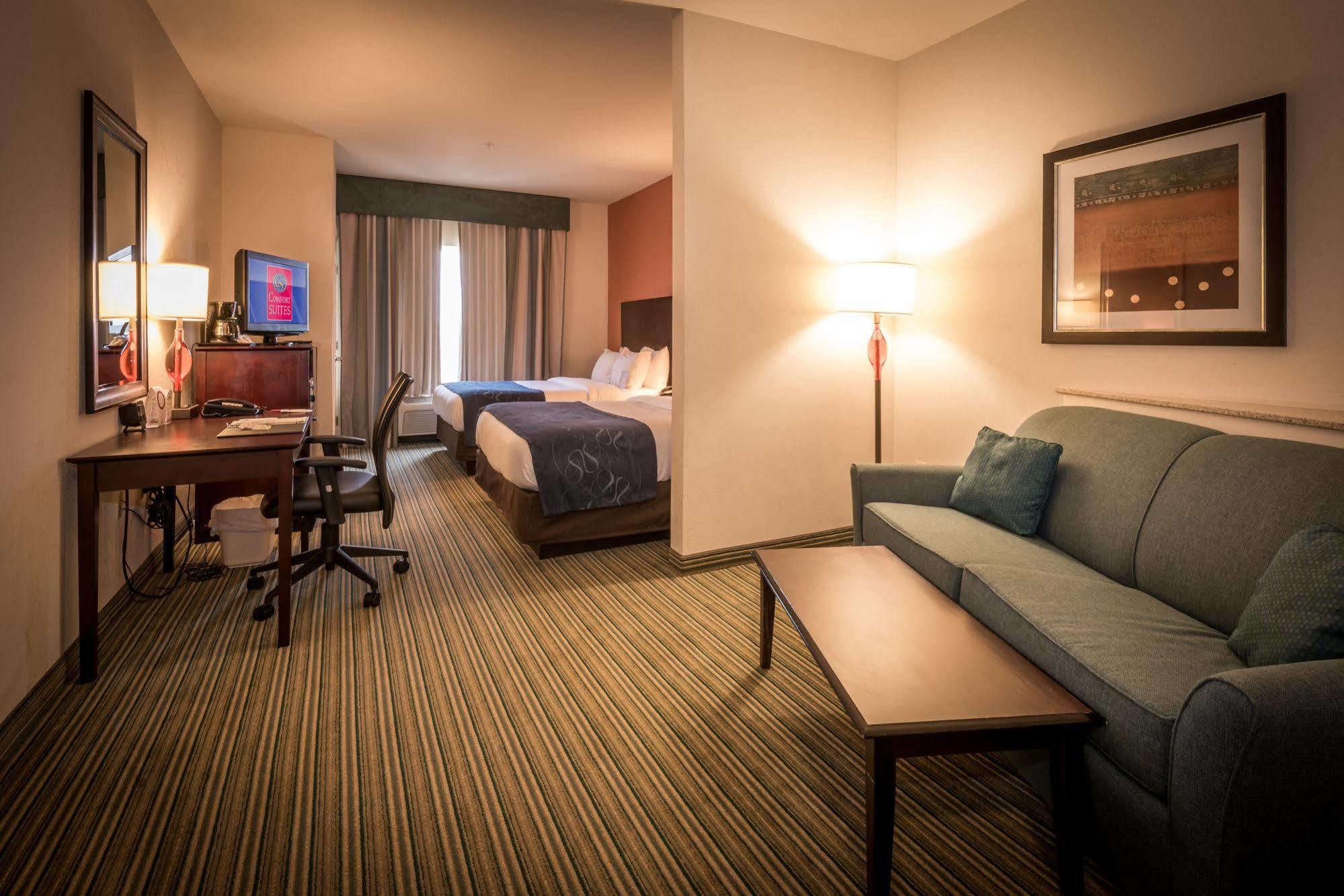 Best Western Dothan Inn & Suites Экстерьер фото