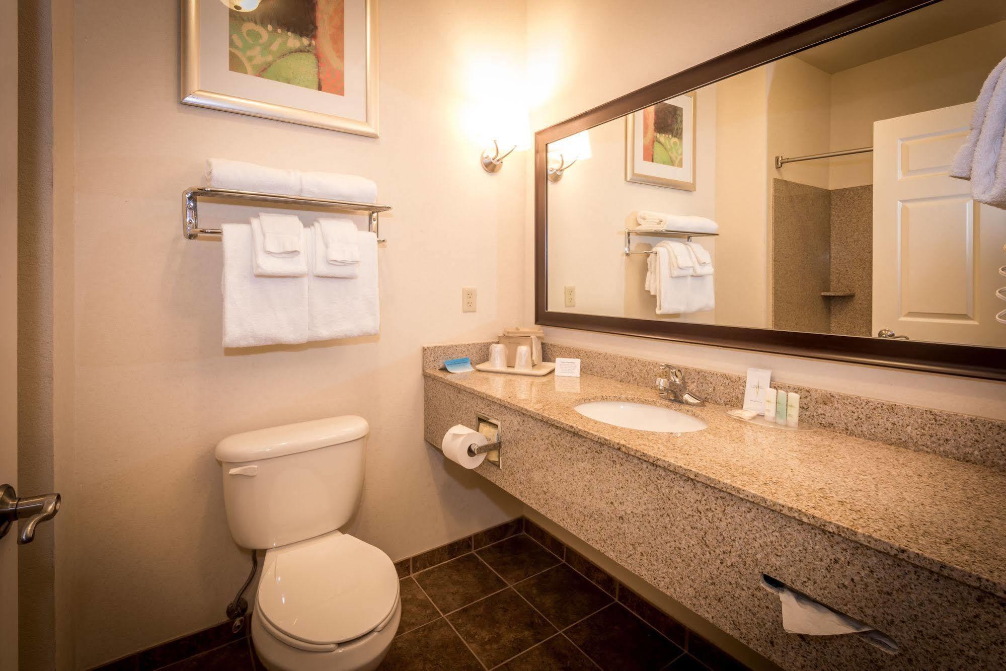 Best Western Dothan Inn & Suites Экстерьер фото