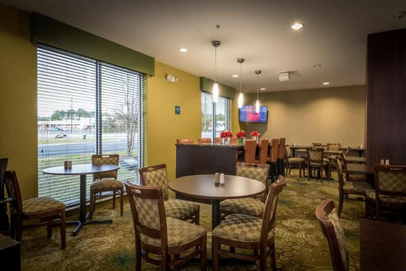 Best Western Dothan Inn & Suites Экстерьер фото