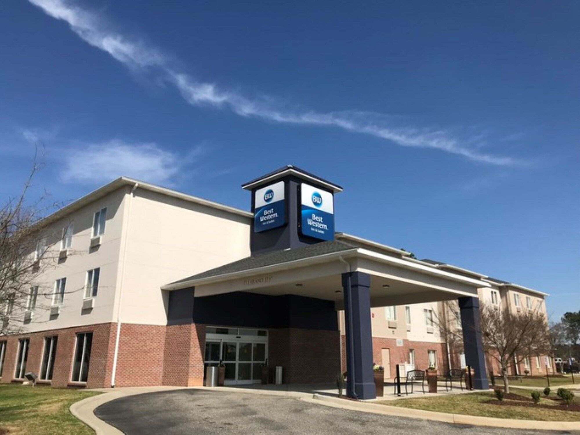 Best Western Dothan Inn & Suites Экстерьер фото